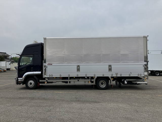いすゞフォワード冷蔵冷凍ウイング増トン（6t・8t）[写真05]
