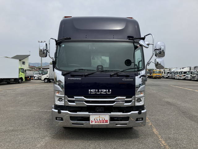 いすゞフォワード冷蔵冷凍ウイング増トン（6t・8t）[写真09]