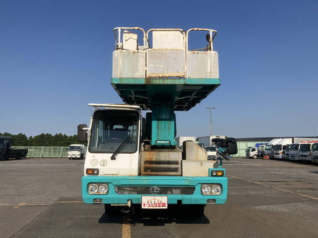 UDトラックスその他の車種高所作業車大型（10t）[写真09]