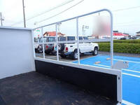 いすゞエルフ平ボディ小型（2t・3t）[写真20]