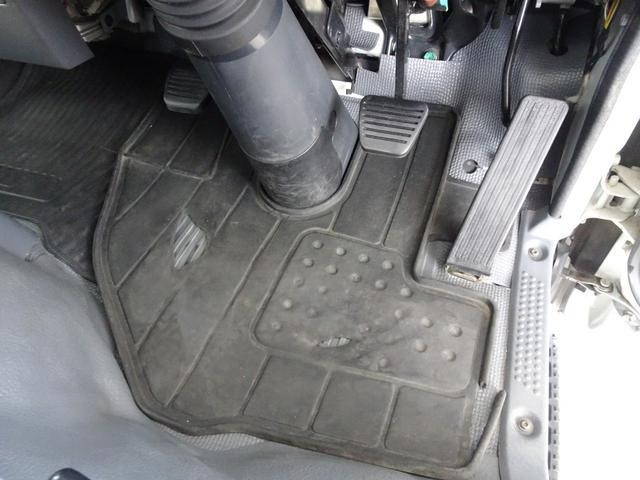 いすゞエルフ平ボディ小型（2t・3t）[写真25]