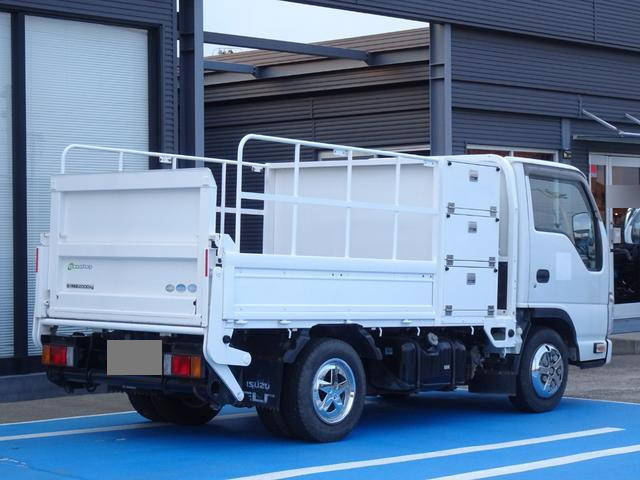 いすゞエルフ平ボディ小型（2t・3t）[写真04]
