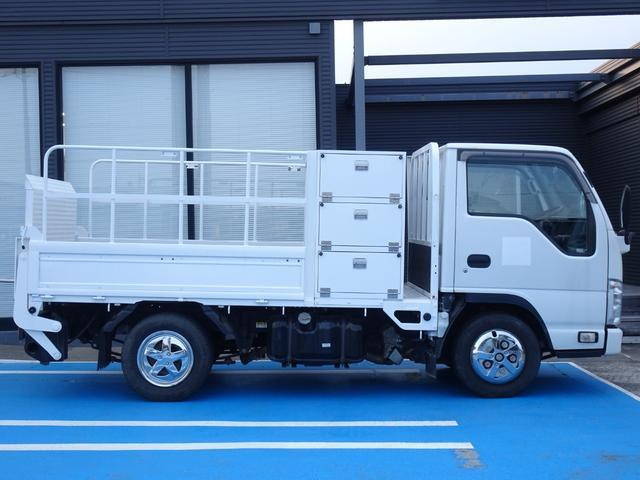 いすゞエルフ平ボディ小型（2t・3t）[写真07]