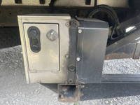 日野レンジャーアルミウイング中型（4t）[写真03]