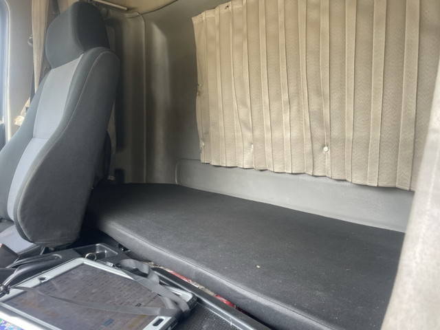 日野レンジャーアルミウイング中型（4t）[写真05]