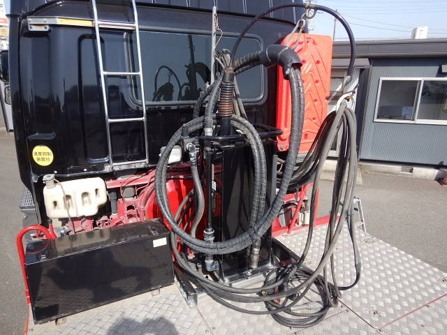 いすゞギガトレーラーヘッド（トラクターヘッド）大型（10t）[写真23]