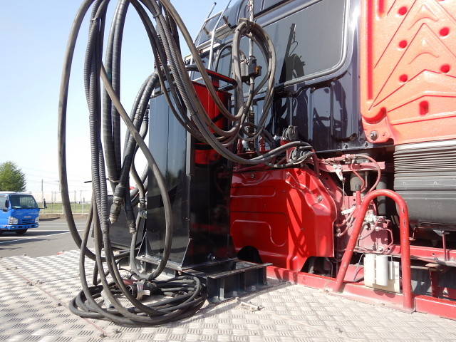 いすゞギガトレーラーヘッド（トラクターヘッド）大型（10t）[写真24]