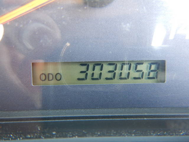 いすゞギガトレーラーヘッド（トラクターヘッド）大型（10t）[写真30]