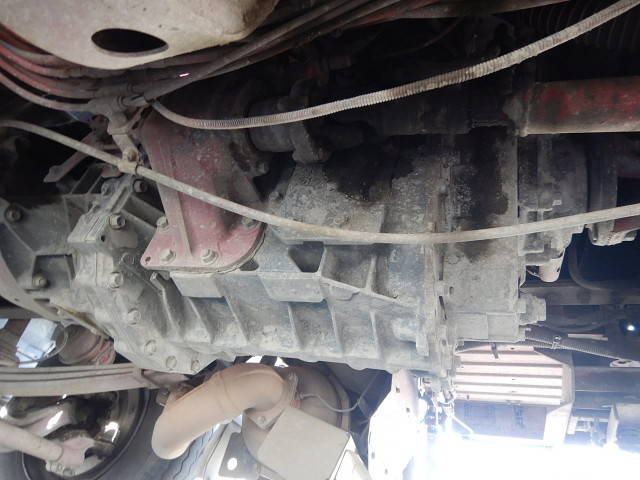 いすゞギガトレーラーヘッド（トラクターヘッド）大型（10t）[写真05]