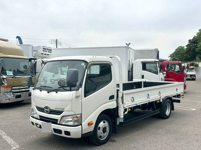 日野デュトロ平ボディ小型（2t・3t）TKG-XZC655M [写真01]