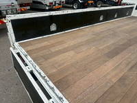 日野デュトロ平ボディ小型（2t・3t）[写真10]