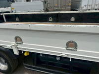 日野デュトロ平ボディ小型（2t・3t）[写真13]