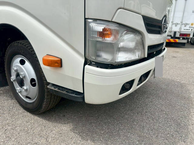 日野デュトロ平ボディ小型（2t・3t）[写真16]