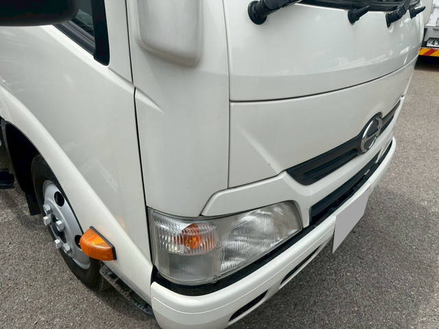 日野デュトロ平ボディ小型（2t・3t）[写真17]