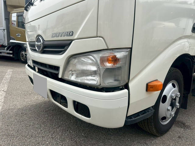 日野デュトロ平ボディ小型（2t・3t）[写真19]