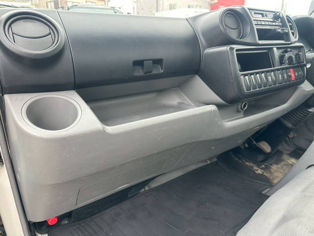 日野デュトロ平ボディ小型（2t・3t）[写真25]