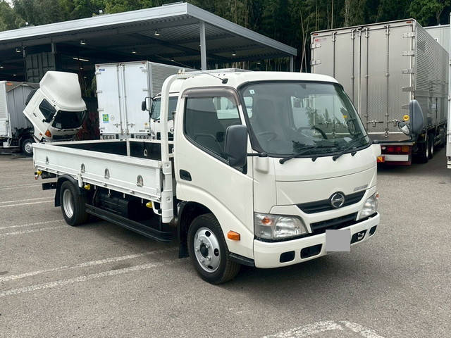 日野デュトロ平ボディ小型（2t・3t）[写真03]