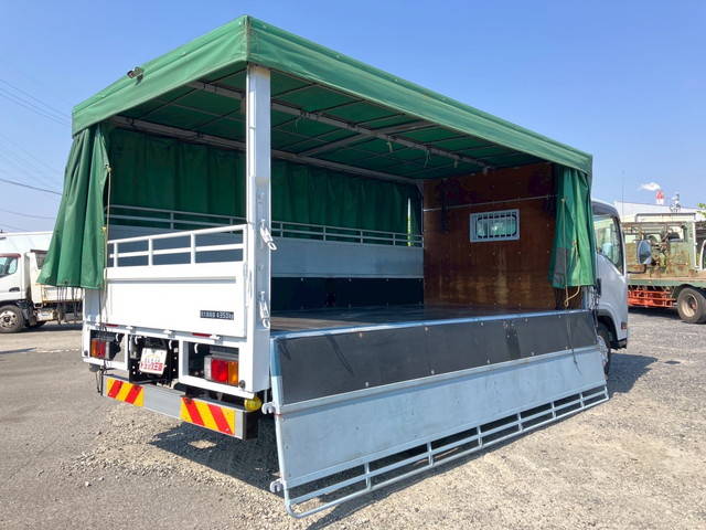 いすゞエルフ平ボディ小型（2t・3t）[写真11]