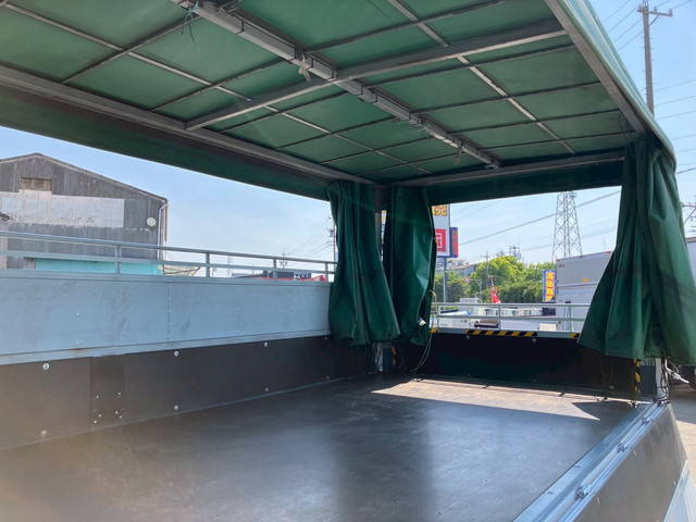 いすゞエルフ平ボディ小型（2t・3t）[写真13]