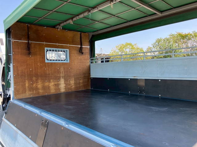 いすゞエルフ平ボディ小型（2t・3t）[写真14]