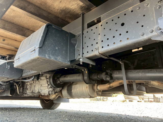 いすゞエルフ平ボディ小型（2t・3t）[写真22]