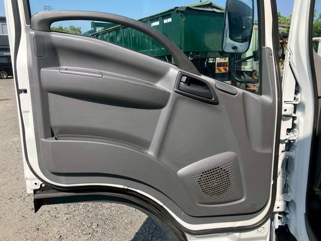 いすゞエルフ平ボディ小型（2t・3t）[写真27]