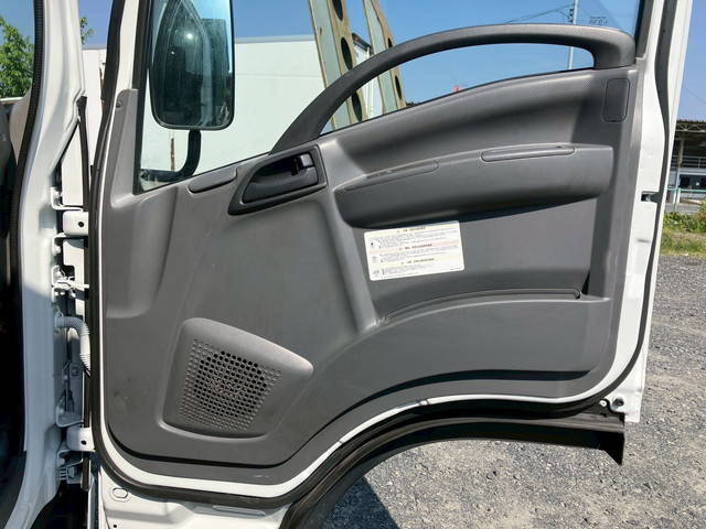 いすゞエルフ平ボディ小型（2t・3t）[写真28]