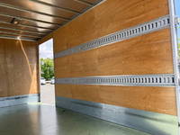 いすゞエルフアルミバン小型（2t・3t）[写真17]