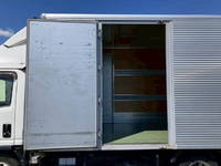 いすゞエルフアルミバン小型（2t・3t）[写真19]