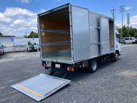 いすゞエルフアルミバン小型（2t・3t）[写真02]