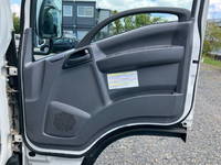 いすゞエルフアルミバン小型（2t・3t）[写真31]