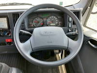 いすゞエルフアルミバン小型（2t・3t）[写真37]