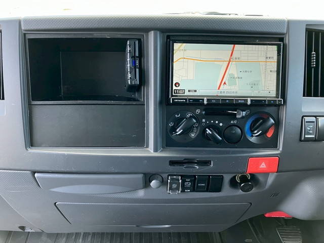 いすゞエルフアルミバン小型（2t・3t）[写真39]