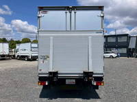 いすゞエルフアルミバン小型（2t・3t）[写真08]