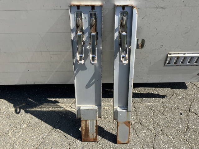 いすゞフォワードアルミブロック中型（4t）[写真15]