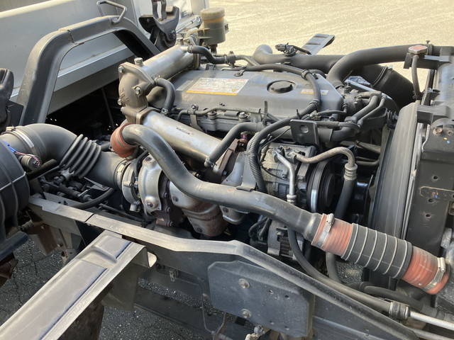 いすゞフォワードアルミブロック中型（4t）[写真23]