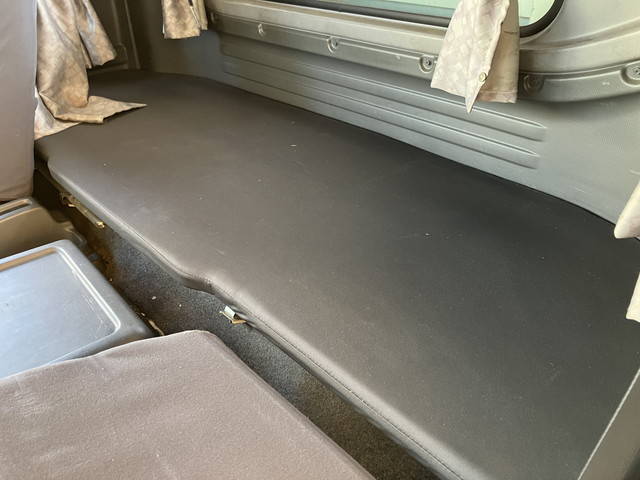 いすゞフォワードアルミブロック中型（4t）[写真34]