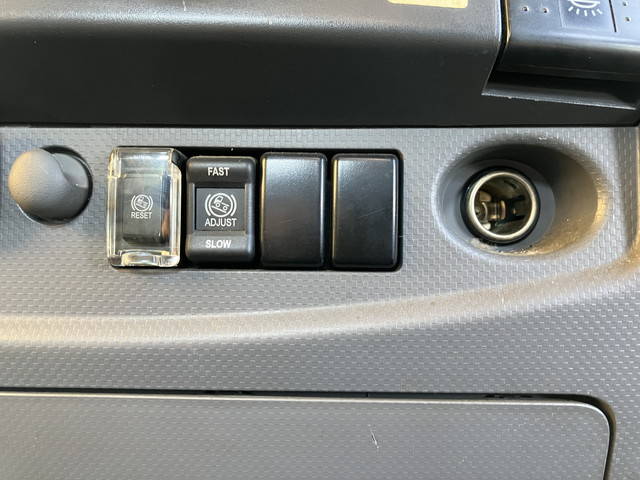 いすゞフォワードアルミブロック中型（4t）[写真38]