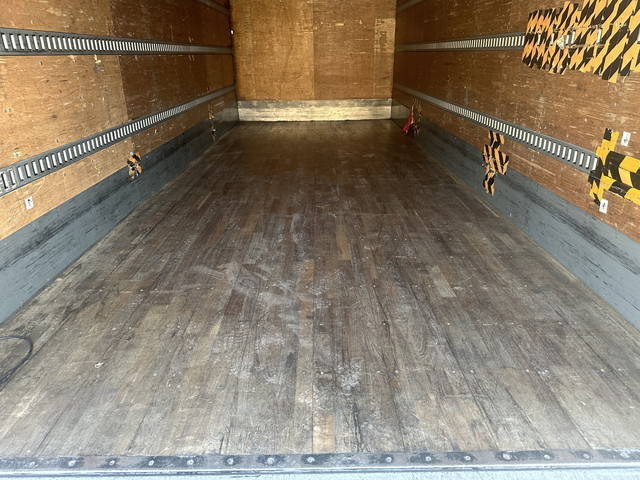 日野レンジャーアルミバン増トン（6t・8t）[写真10]