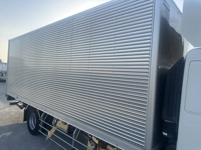 日野レンジャーアルミバン増トン（6t・8t）[写真05]