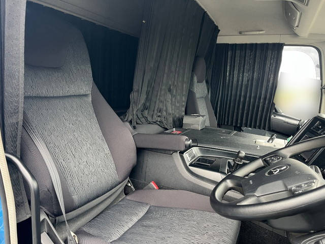 三菱ふそうスーパーグレートセルフローダー大型（10t）[写真32]