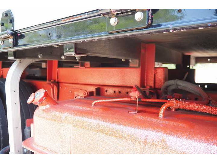 三菱ふそうキャンターアルミブロック小型（2t・3t）[写真14]