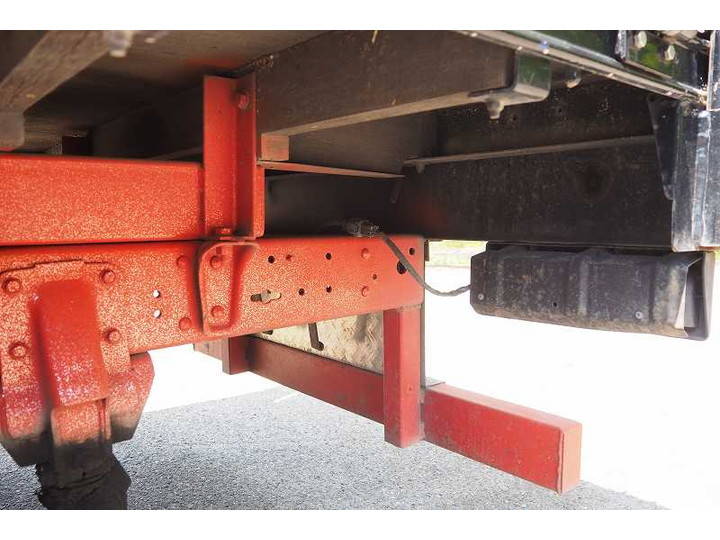 三菱ふそうキャンターアルミブロック小型（2t・3t）[写真23]