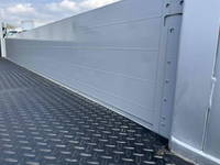 いすゞエルフアルミブロック小型（2t・3t）[写真12]