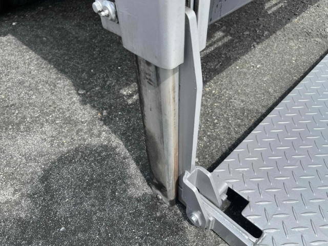 いすゞエルフアルミブロック小型（2t・3t）[写真21]