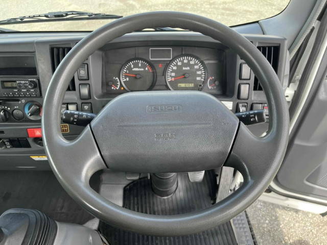 いすゞエルフアルミブロック小型（2t・3t）[写真31]