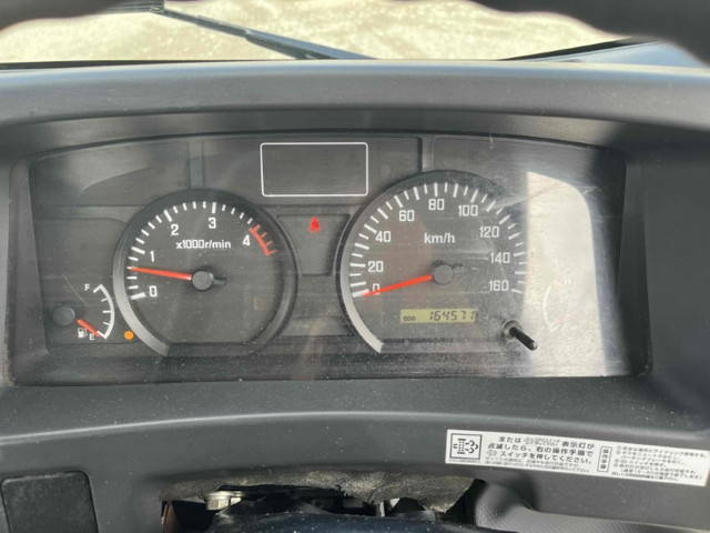 いすゞエルフアルミブロック小型（2t・3t）[写真33]