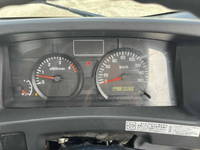 いすゞエルフアルミブロック小型（2t・3t）[写真34]