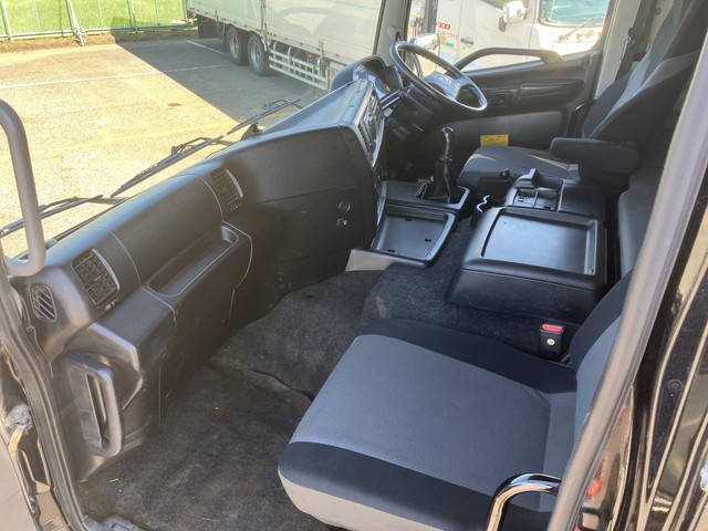 日野プロフィアダンプ大型（10t）[写真28]