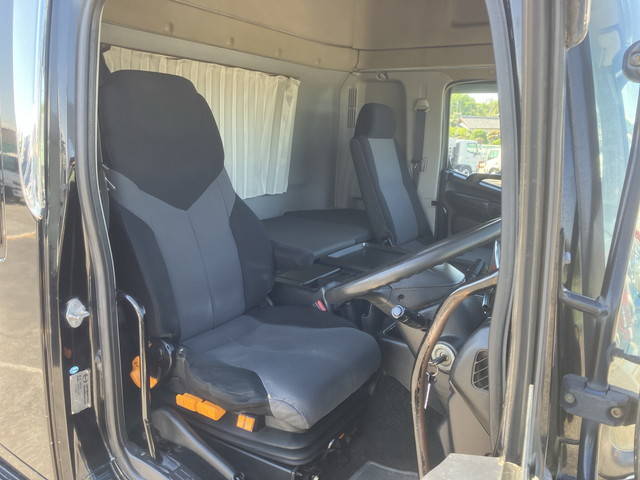 日野プロフィアダンプ大型（10t）[写真30]